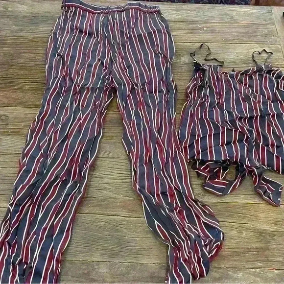 FRAME Women's Side Slit Striped Top and Pant Set Size M in Navy Multi - Picture 8 of 8